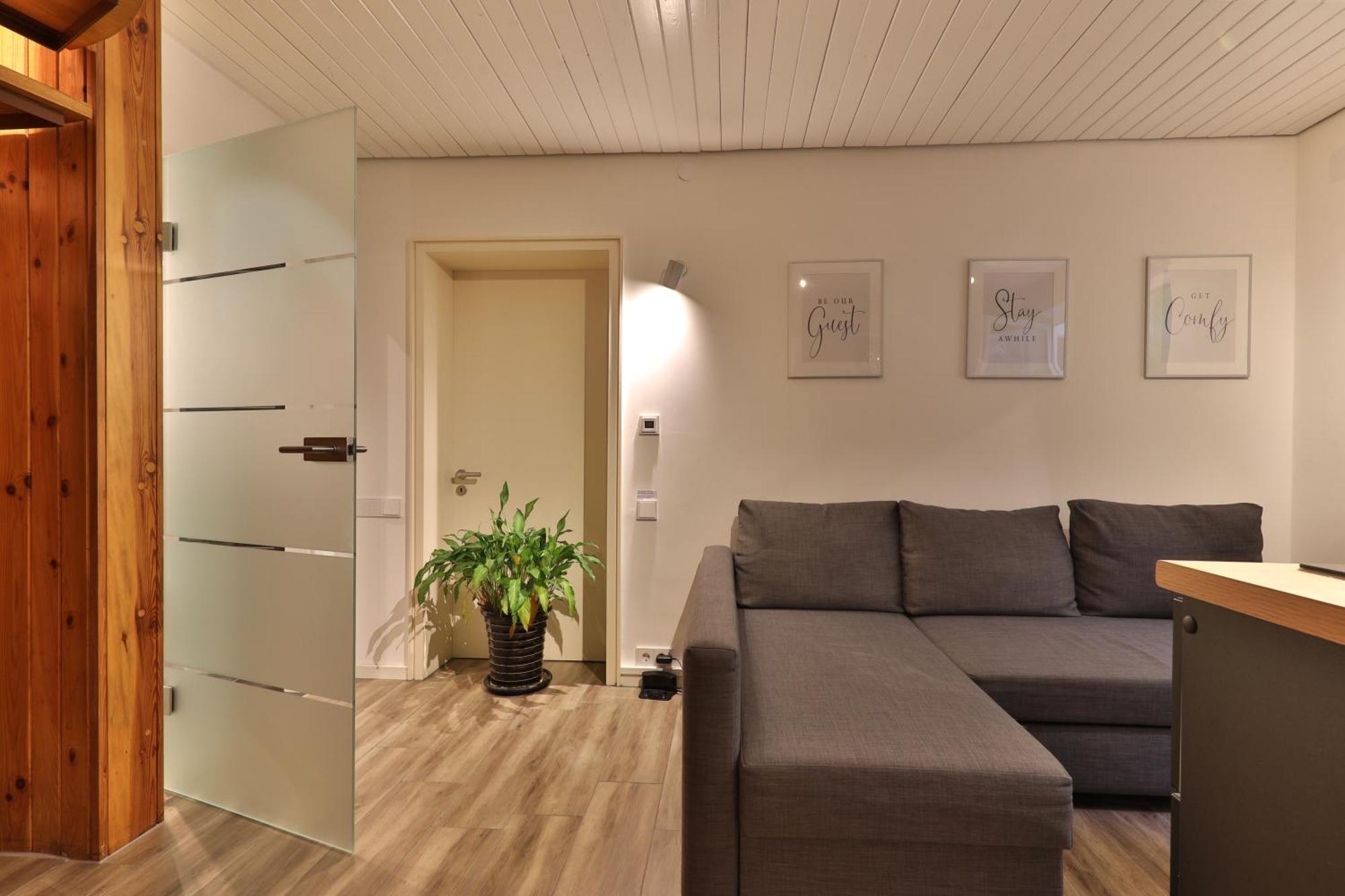 Ferienwohnung Nahe A8 Augsburg Muenchen Ulm Gersthofen Exterior foto